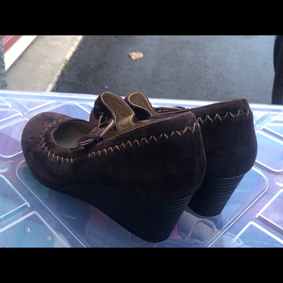 Soffspots Chocolate Suede Mary Jane Shoes Size 6M - Picture 8 of 10